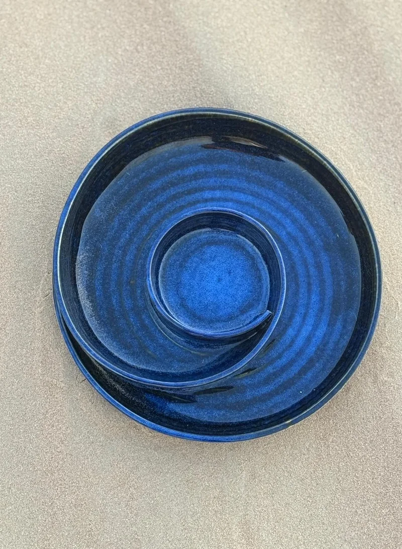 تحفة لوكس صحن توهفة لوكس حلقة – أدوات تقديم يدوية الصنع للرقائق والصوص بتصميم حلزوني بلون أزرق منتصف الليل